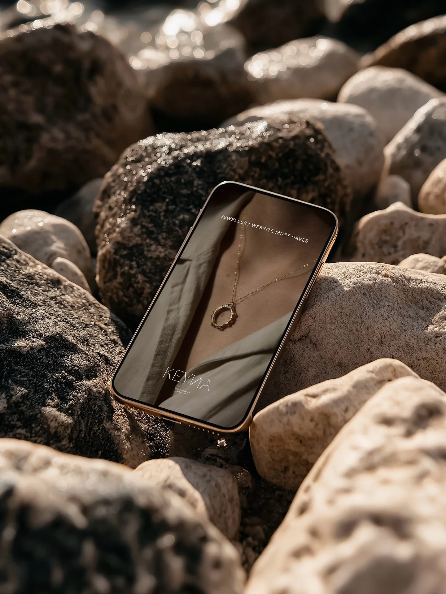Launching a new jewellery brand?

Here are the must-have features your e-commerce website will need to have if you want to build brand trust, create a smooth user experience and boost sales.

Whether you&rsquo;re just launching a new site or are alre