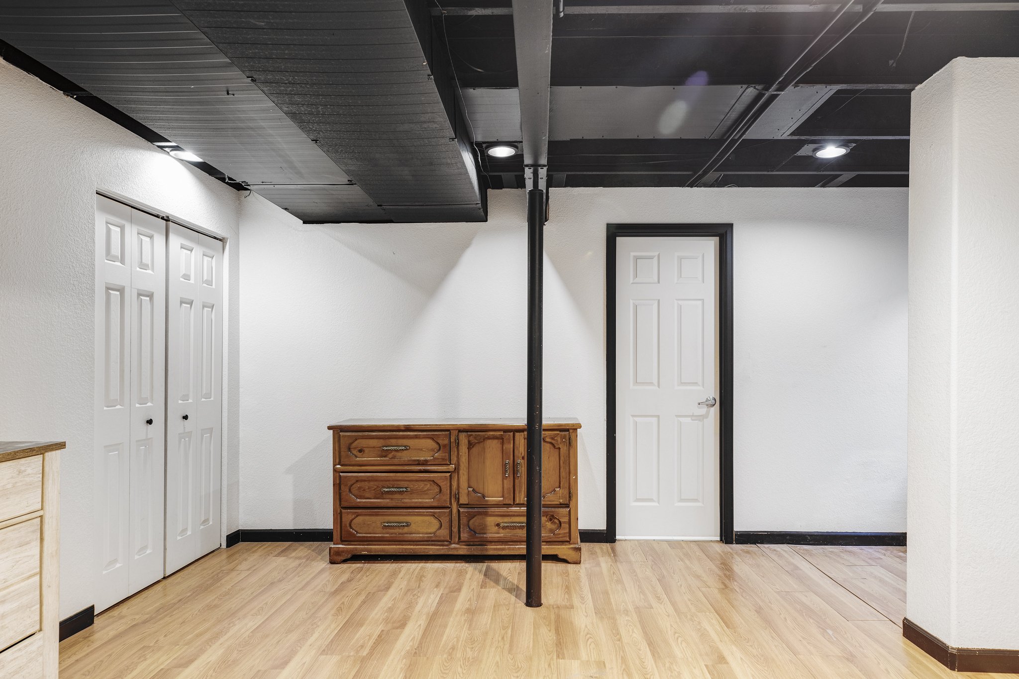 RaeScott_N_11611 Leyden St_Web-25.jpg