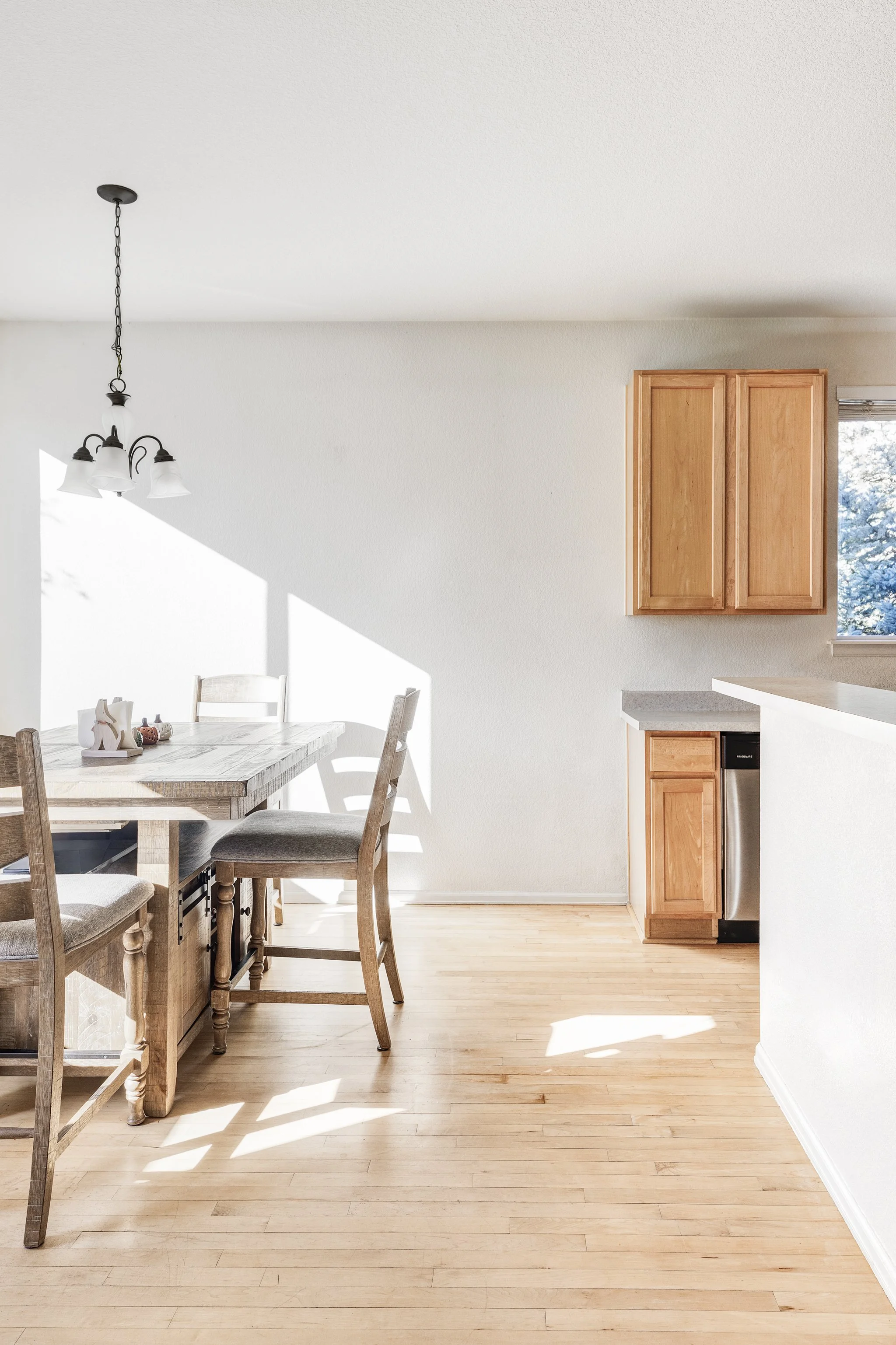 RaeScott_N_11611 Leyden St_Web-13.jpg