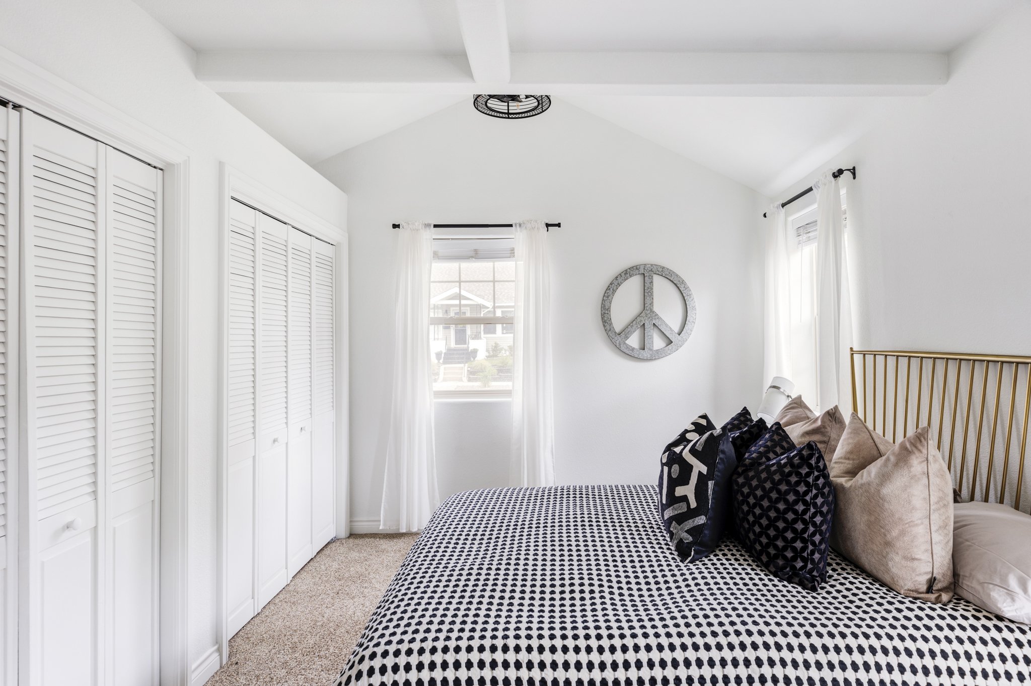 RaeScott_4940 Knox Ct_web-22.jpg