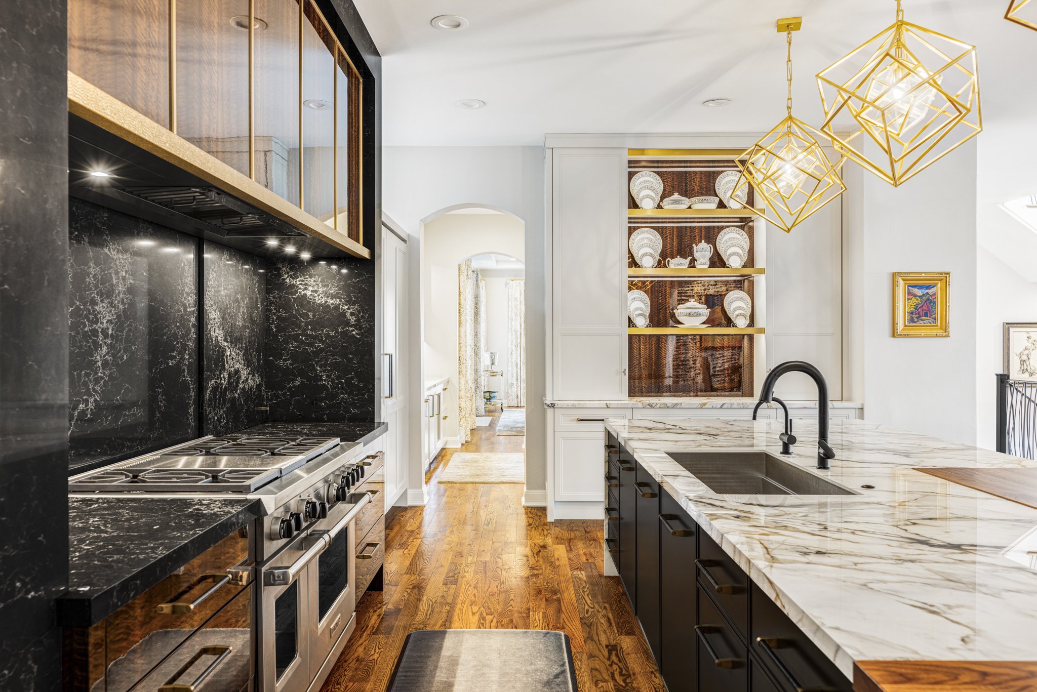 RaeScott_411 Cook St_web-5.jpg