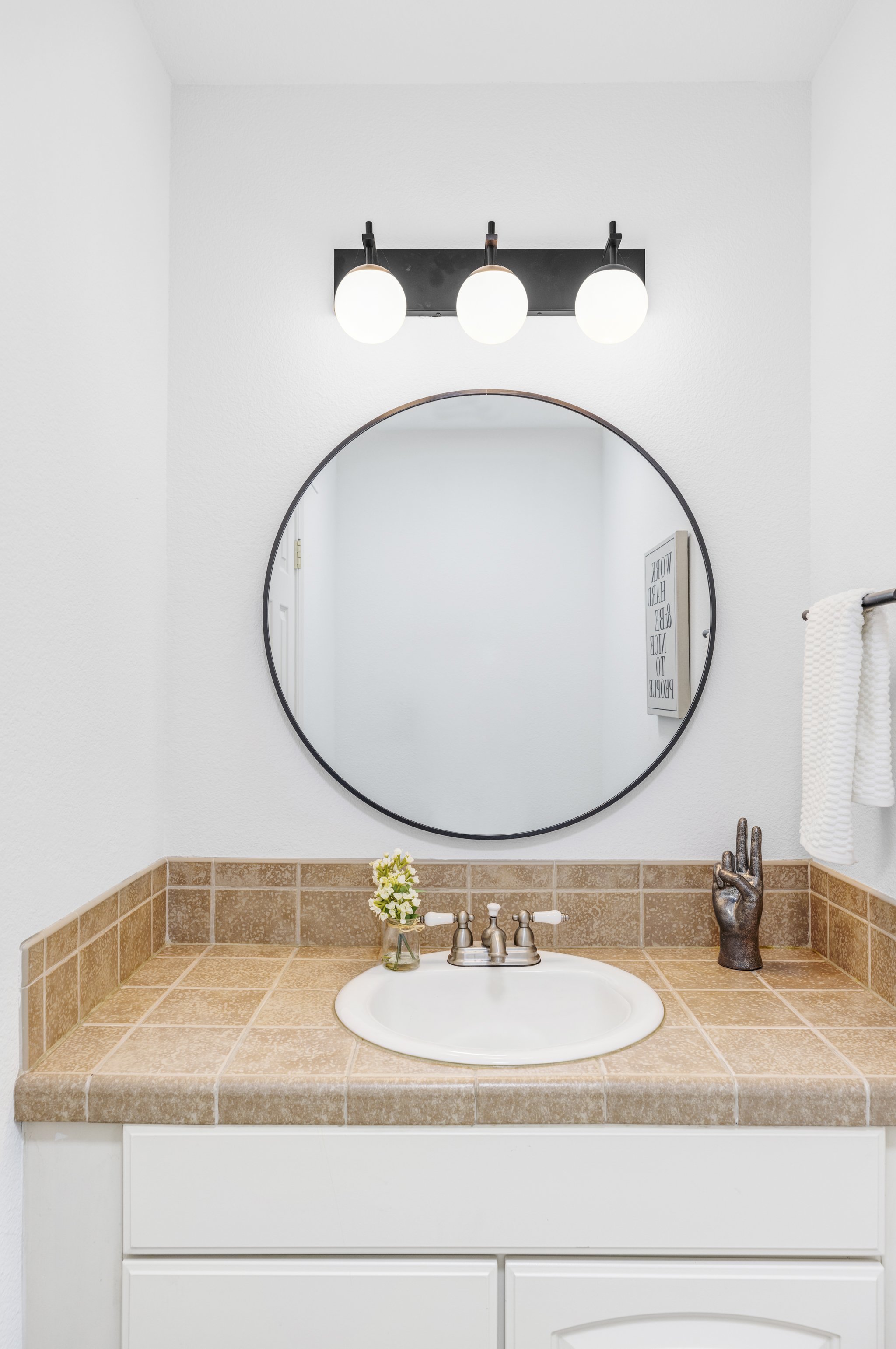 RaeScott_4940 Knox Ct_web-29.jpg