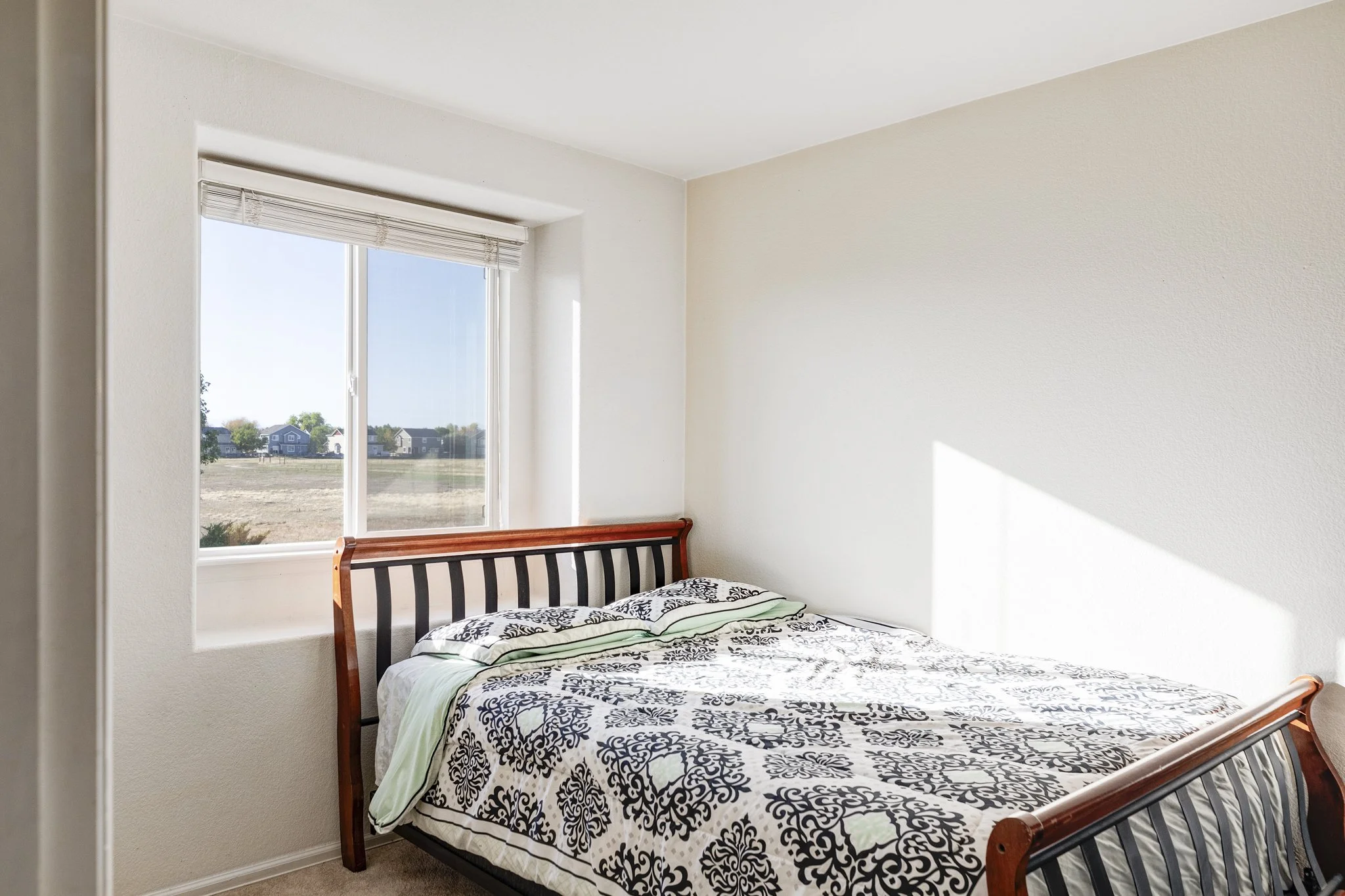 RaeScott_N_11611 Leyden St_Web-20.jpg
