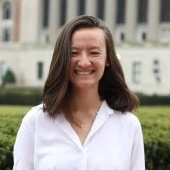 Headshot - Mariel Sander.jpg