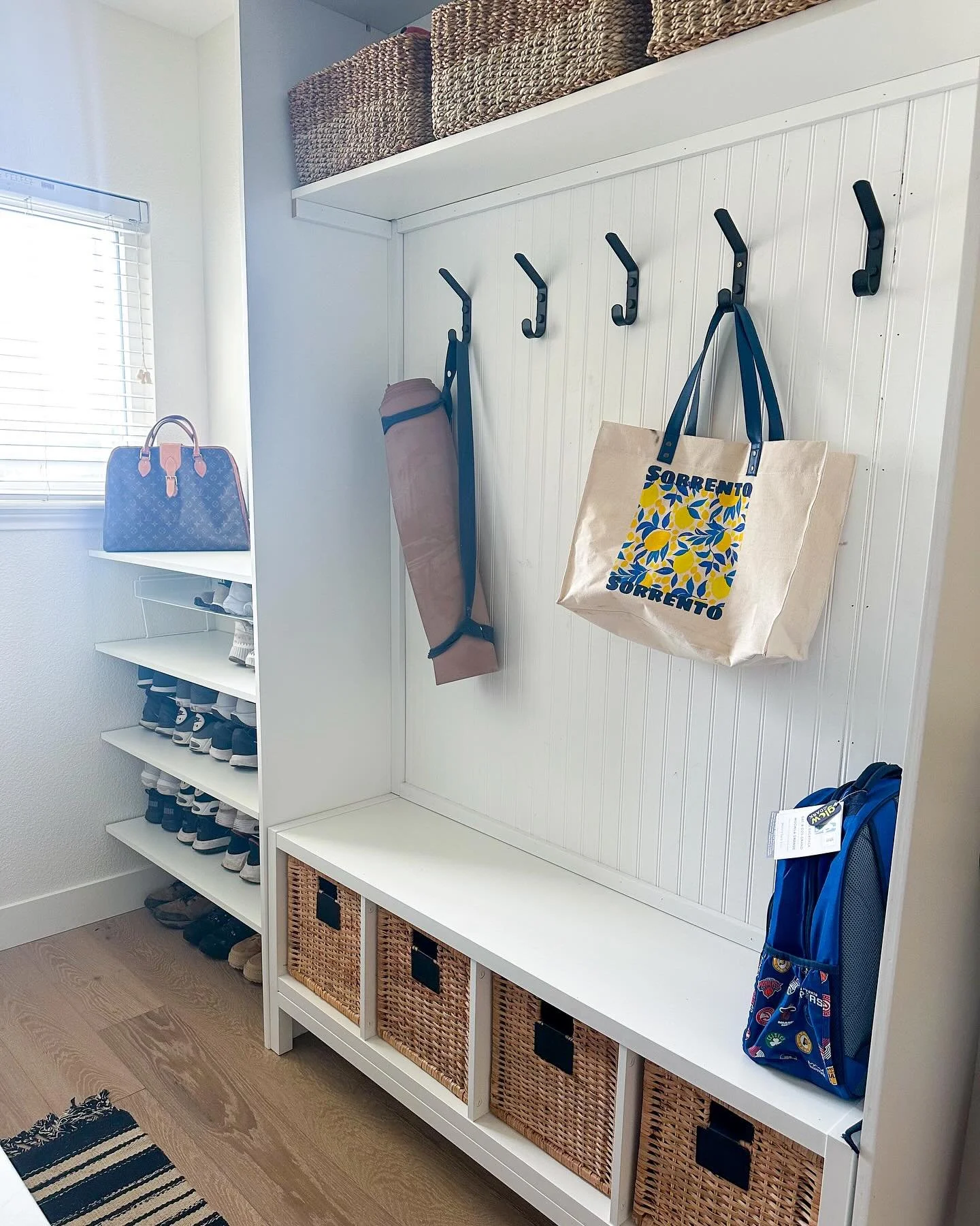 How’s your mudroom looking after a chaotic summer? 🫠 If you feel overwhelmed as soon as you walk in the door, it might be time to give yourself a little back-to-school treat. Check out the link in bio to get a quote!
