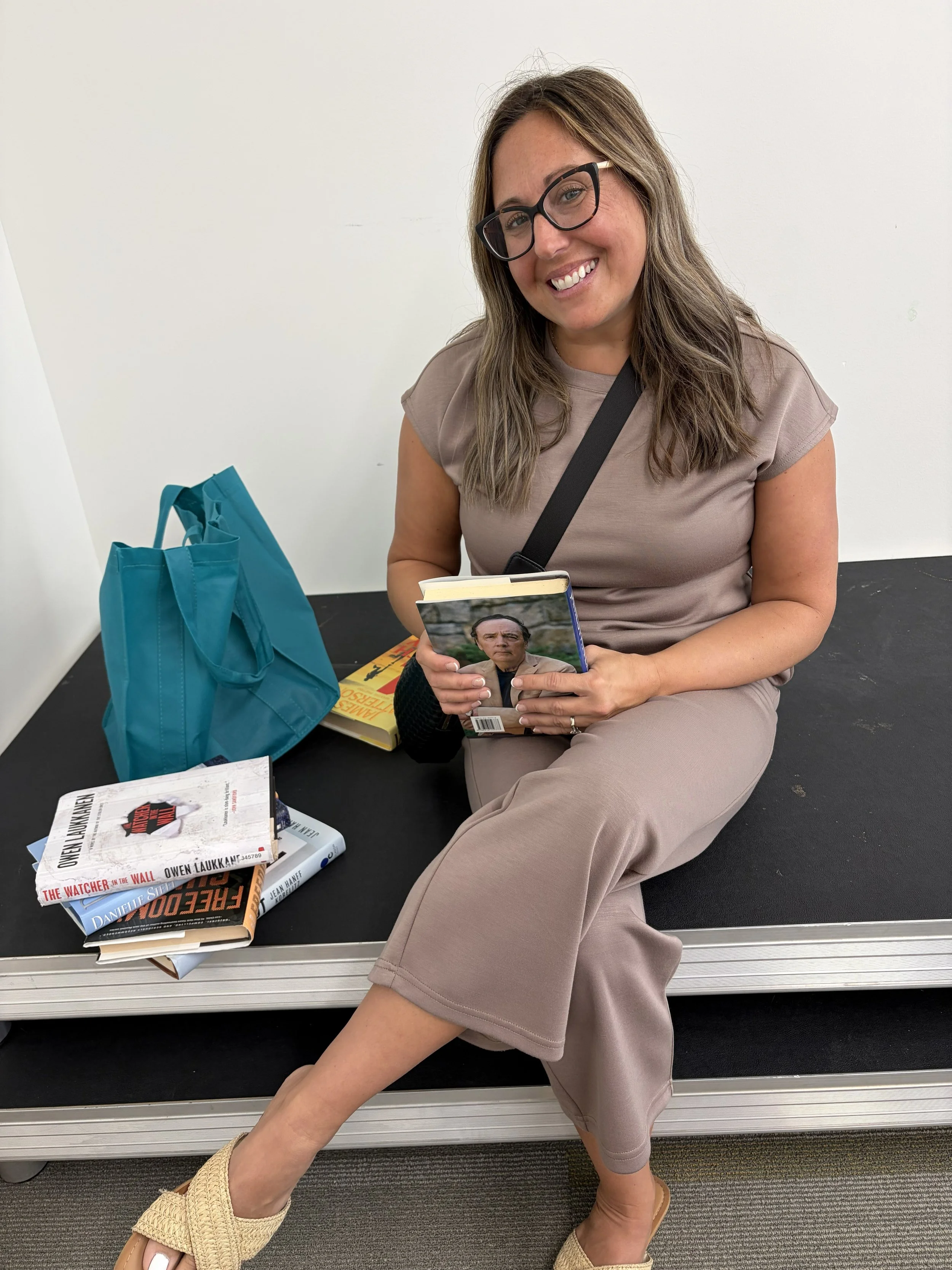 Jessicah Patete_long hair_Great Variety of books.jpeg