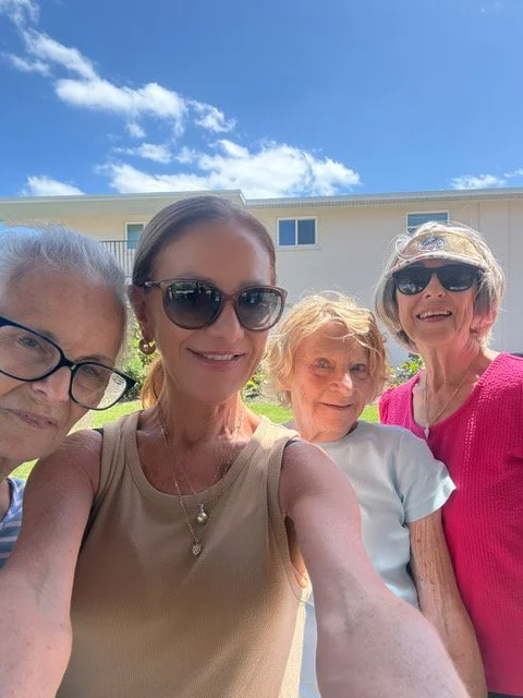  Pam Dillon, Amy-Jean, Peg Stalford, Betty  Wolf