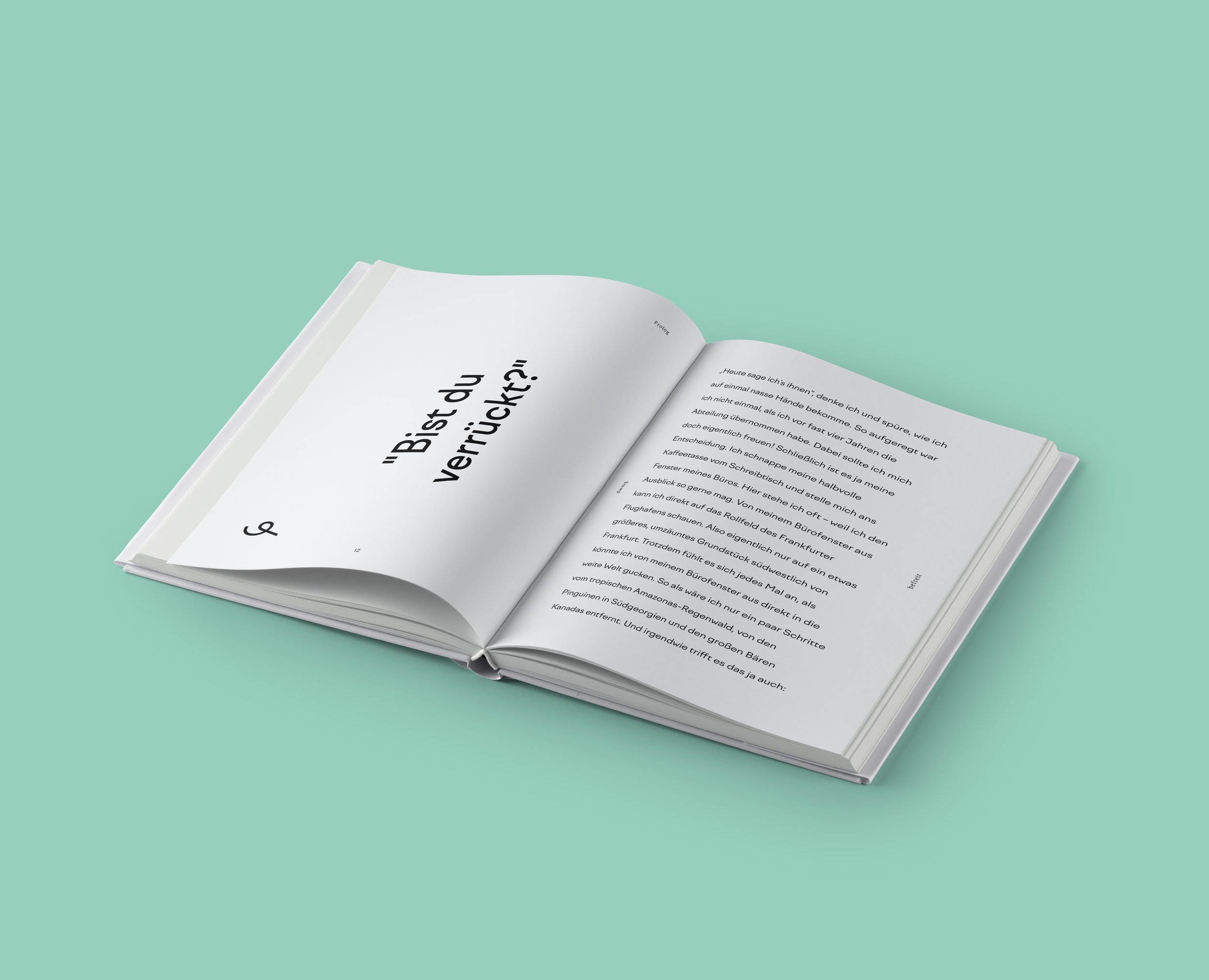 Hard-Cover-Open-Book-Mockup_DoWhatMakeGood-Innenseiten01b.jpg