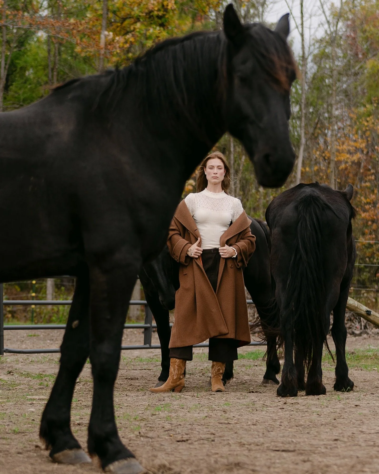 Pearla &amp; her horses 🤎