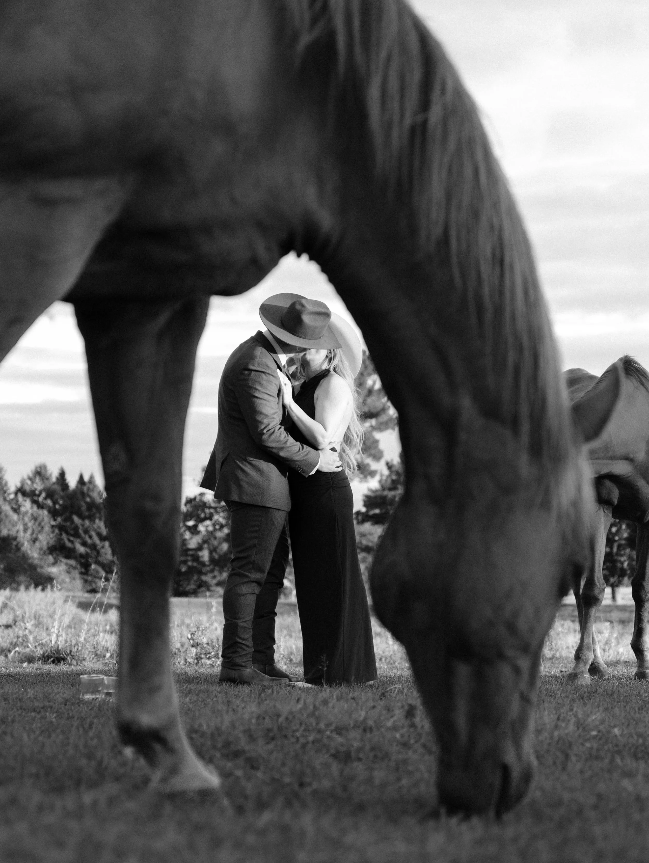 Baylee &amp; Matt&rsquo;s first part of their engagement session was so much fun! Baylee grew up in Montana and wanted to bring a little western flair to their session. 

Also a special shoutout to @marcushanenburg for letting us use his property!! T
