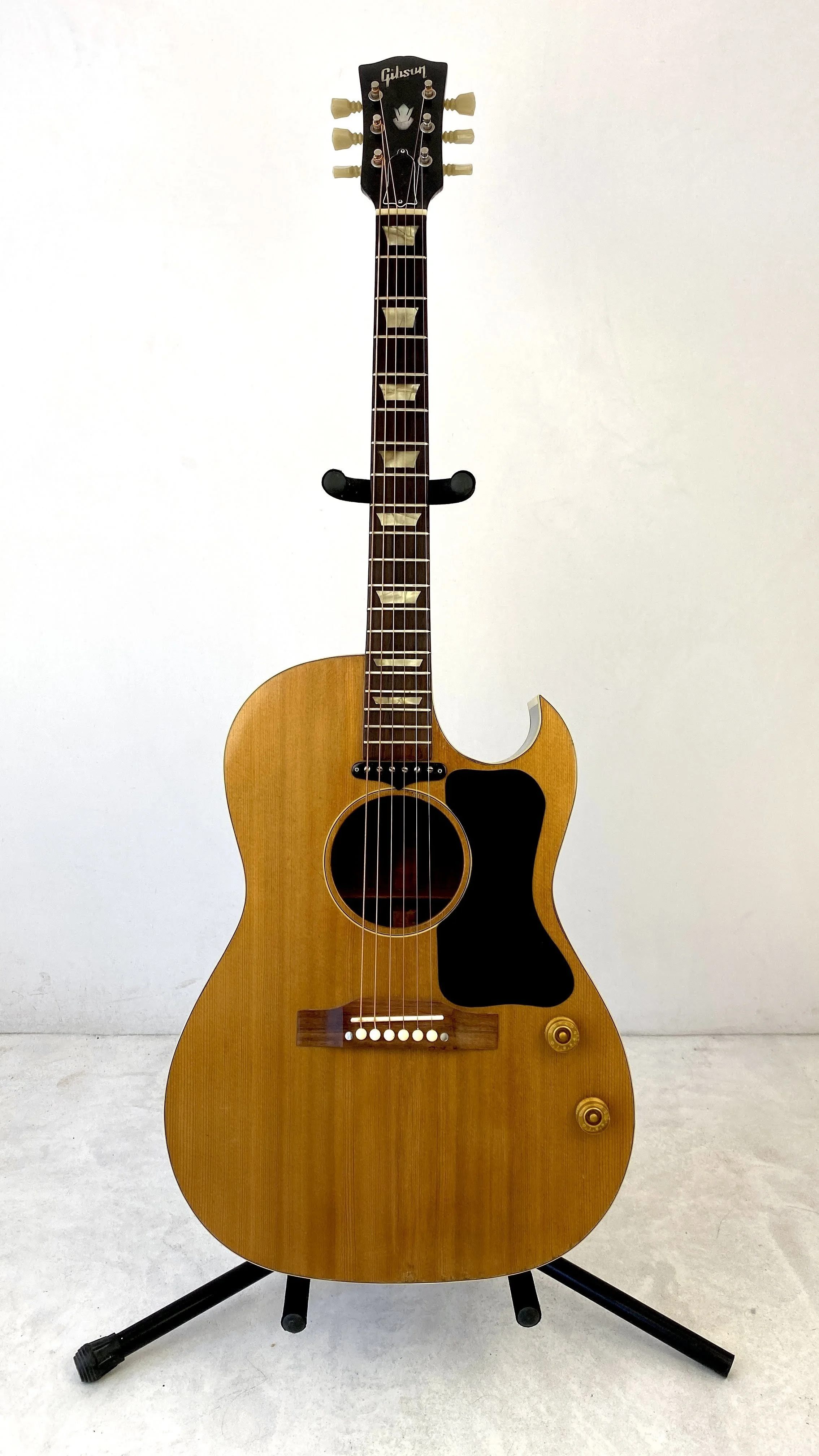 1952 Gibson CF-100.