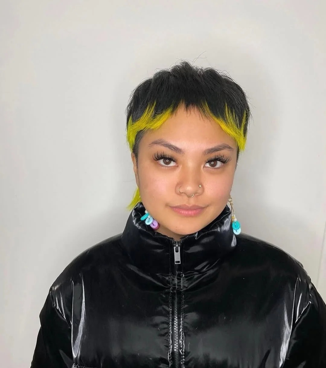 Creative color and cut by @rho__rho ☘️
.
.
#edosalonandgallery #edosalon #creativecolor #hairdoesnthavetobeboring