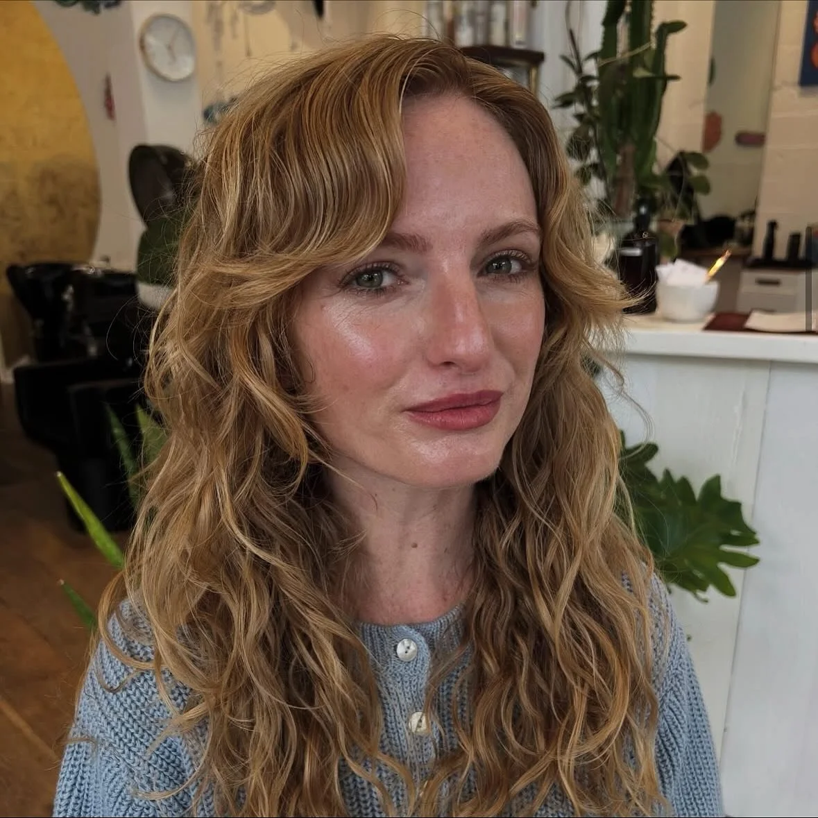 Embracing every curl here at Edo Salon! ✨ Check out a few of our stylists that brought these curls back to life! 

@erin_nelson_doh_ 
@rho__rho 
@cest_tiffany 
@hairbyjasiel 
@muffythehairslayer