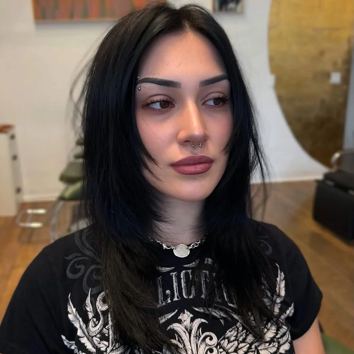 Never underestimate the power of a good cut &amp; color! 🤩 

Cuts by: 
@styledbyseverine 
@sosodarlinghair 
@bigbearhair 
@baby__hairs 

Color by: 
@colorismycraft 

#edosalon #edosalonandgallery #razorcut #sanfrancisco #oakland #shaghaircut