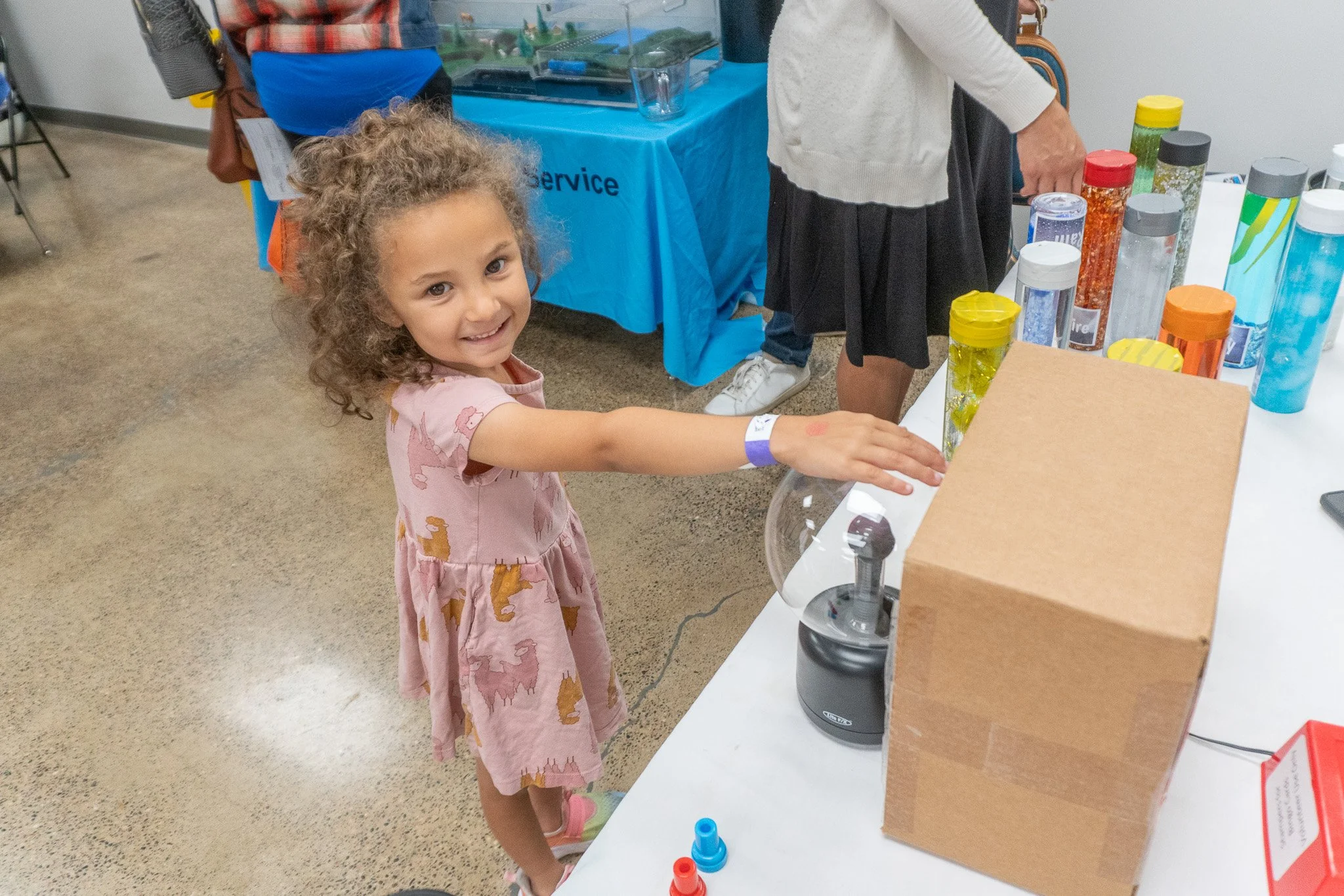 National Weather Service will be joining us at the museum next week on Friday, March 20, from 1 p.m. to 4 p.m. during our additional spring break open hours! 

Drop in for this special Explore It! session and learn how storms form, find out what caus