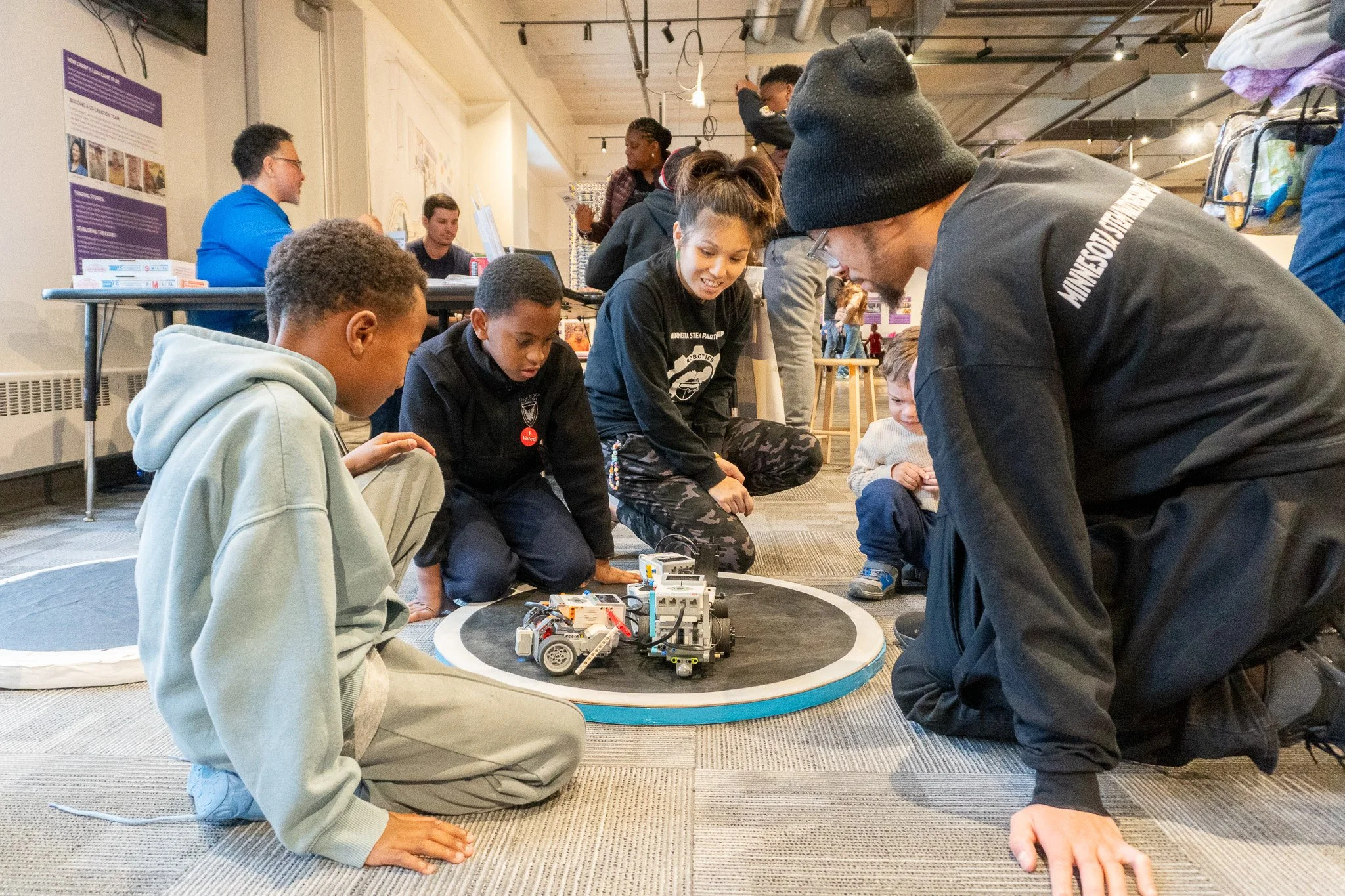 This just in! Volunteers from @mnstempartners will be bringing sumo wrestling robots for kids to test out at Robot Day, this Saturday, May 2, from 10 a.m. to 4 p.m.! This crowd-favorite activity is sure to be a blast and help introduce robotics conce