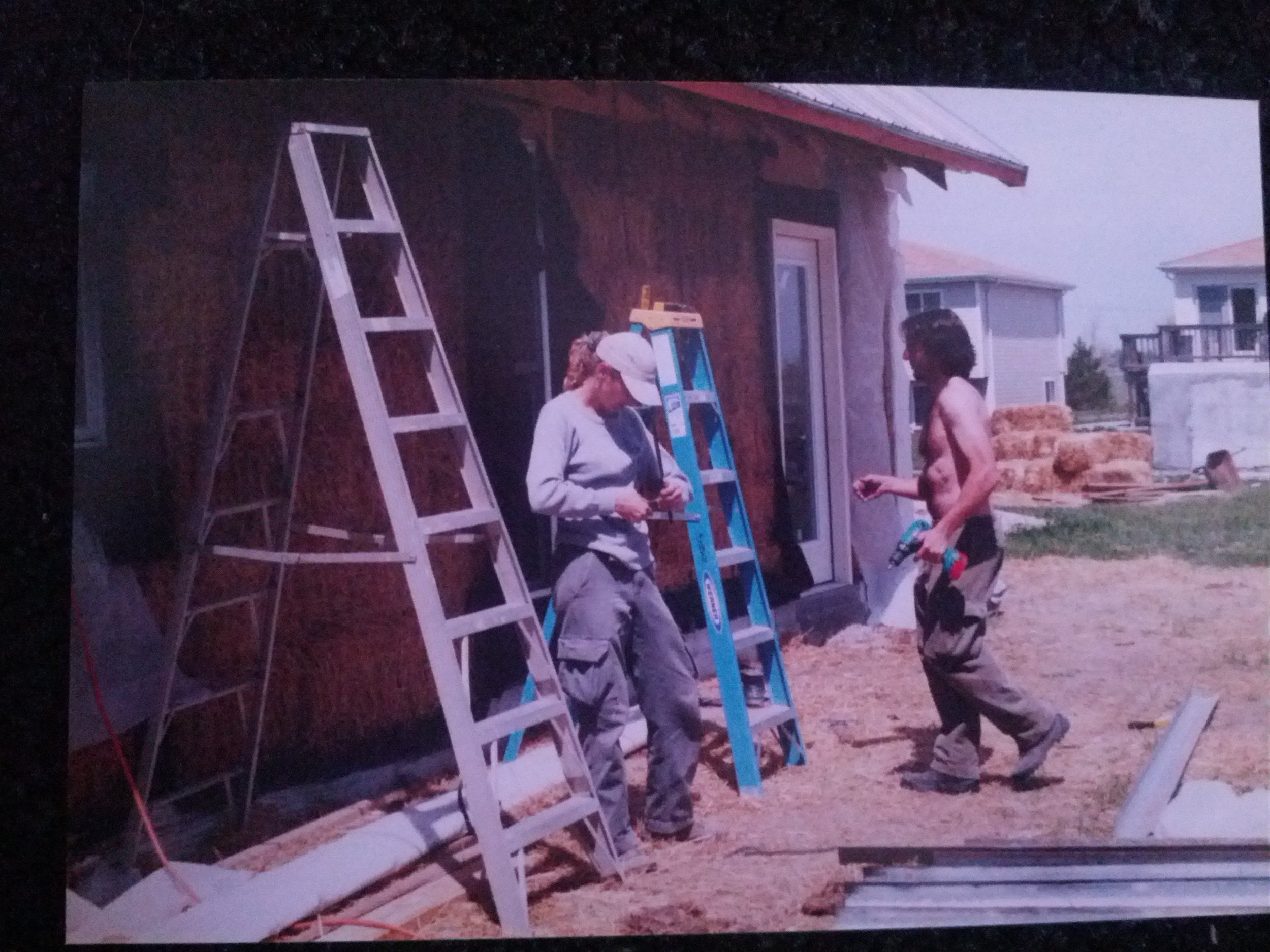 1999 - Building a Straw Bale House