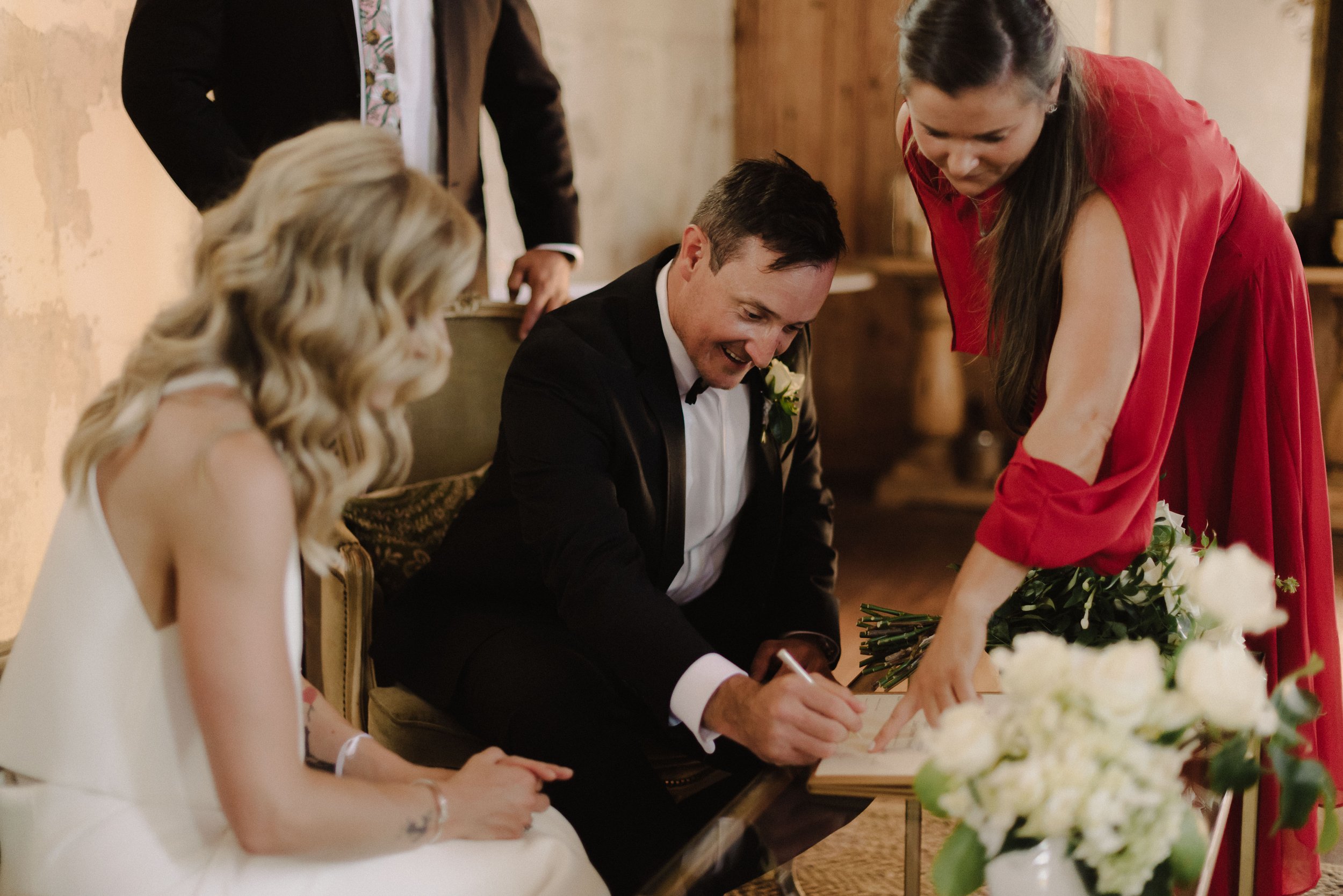 Megan+Luke-SheTakesPicturesHeMakesFilms-422.jpg