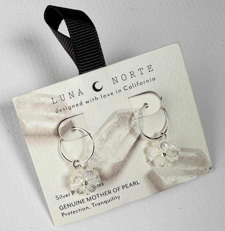 pearl earrings 1.png