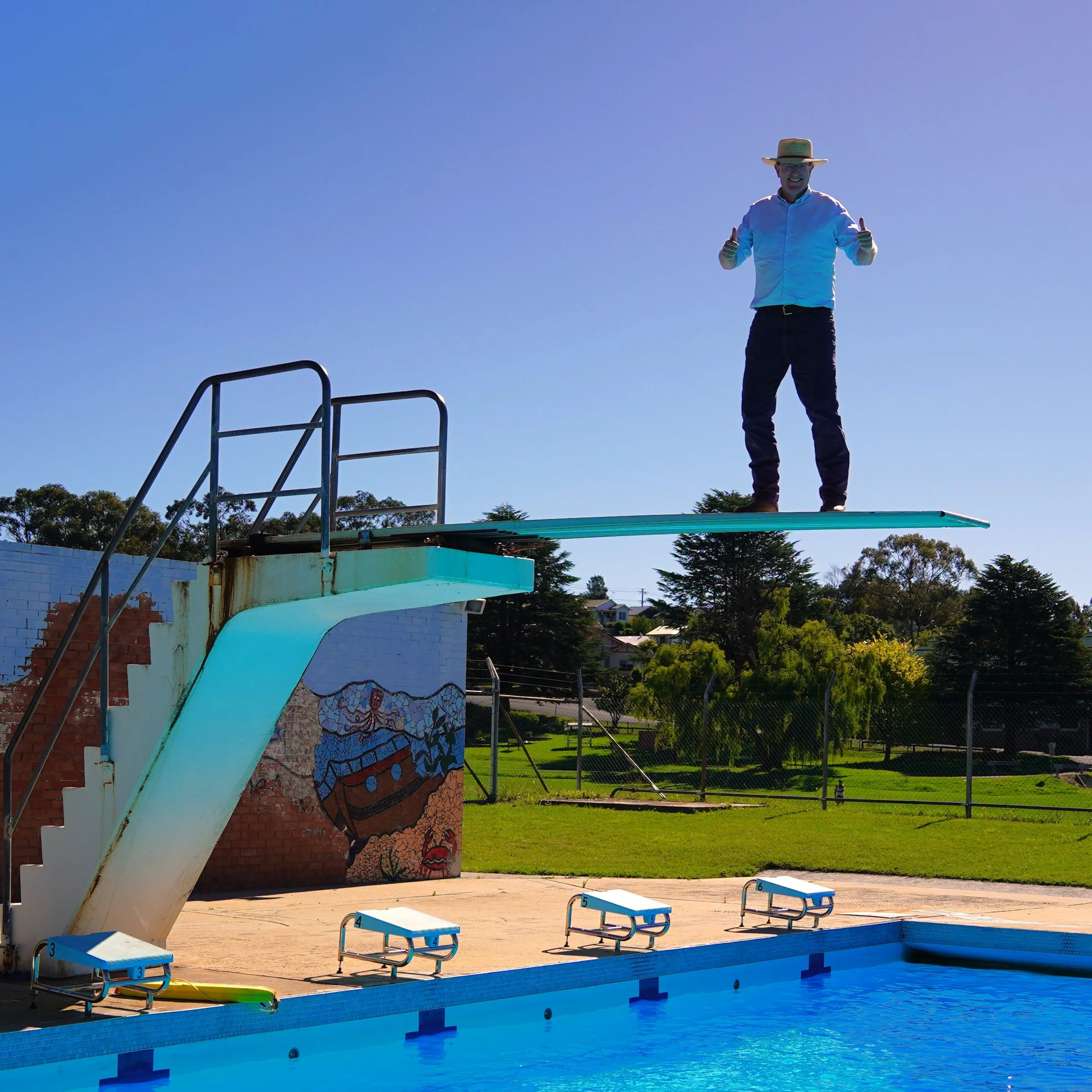 COMMUNITY CELEBRATES NEW CANTEEN AT PORTLAND POOL