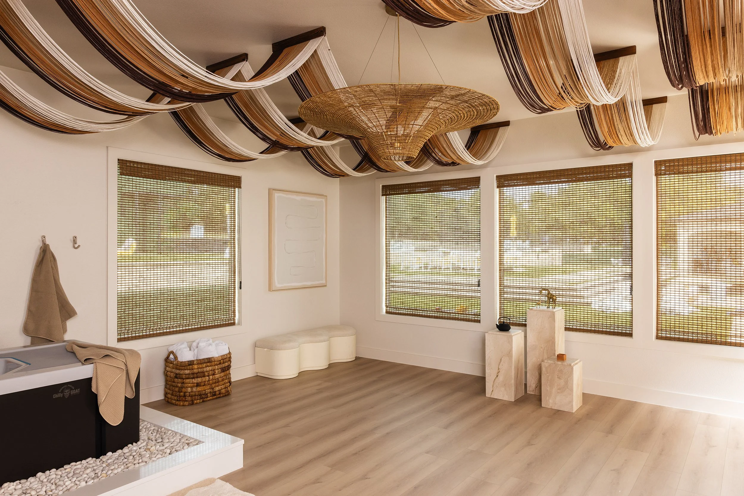 dana-wiseman-shady-oaks-mediterranean-spa-interior.jpg