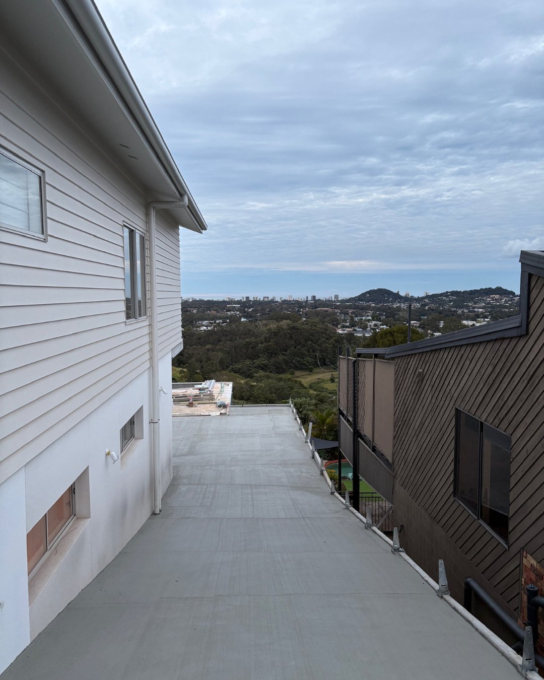 Our team delivered a tidy, high-quality finish for Tom&rsquo;s driveway in Tweed. Swipe to see the process from start to finish.⁠