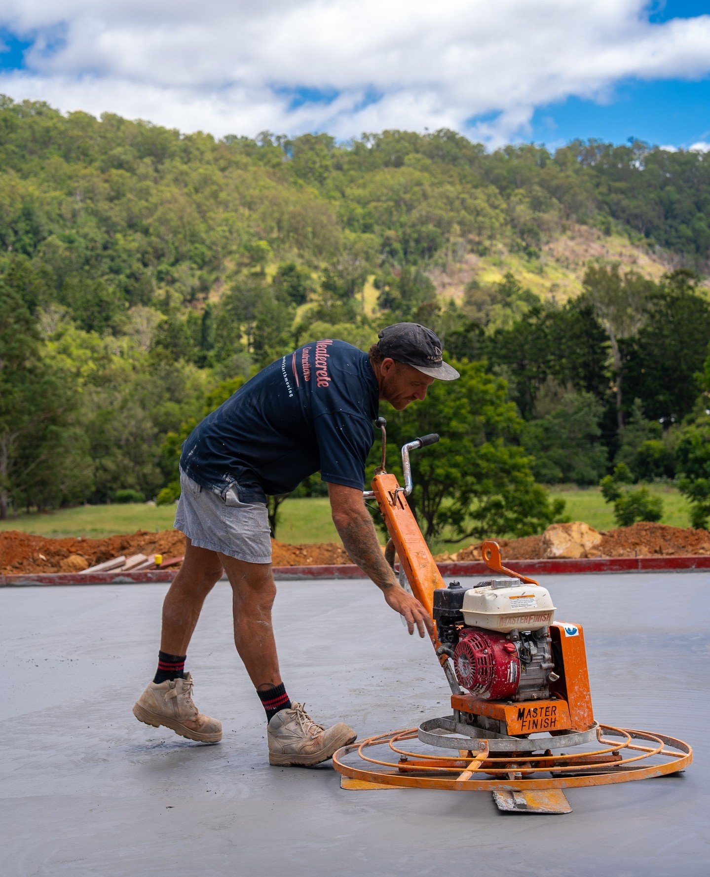 The boys in action on site in Canungra &mdash; really proud of how this one turned out. 📸 @hipemediaau⁠