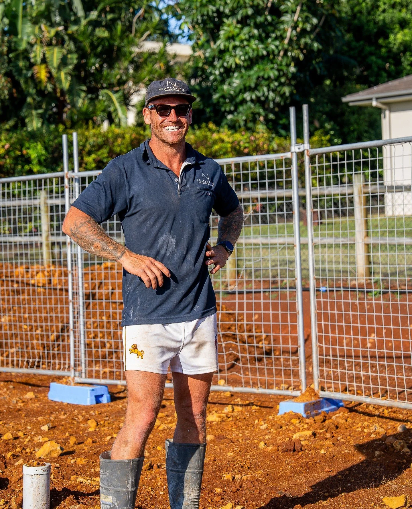 Meet the man behind Neatecrete, Frazer. His passion for quality work and his clients is what drives everything we do. When he's not on the tools, you'll find him in the surf, in the gym, or spending time with his son King.