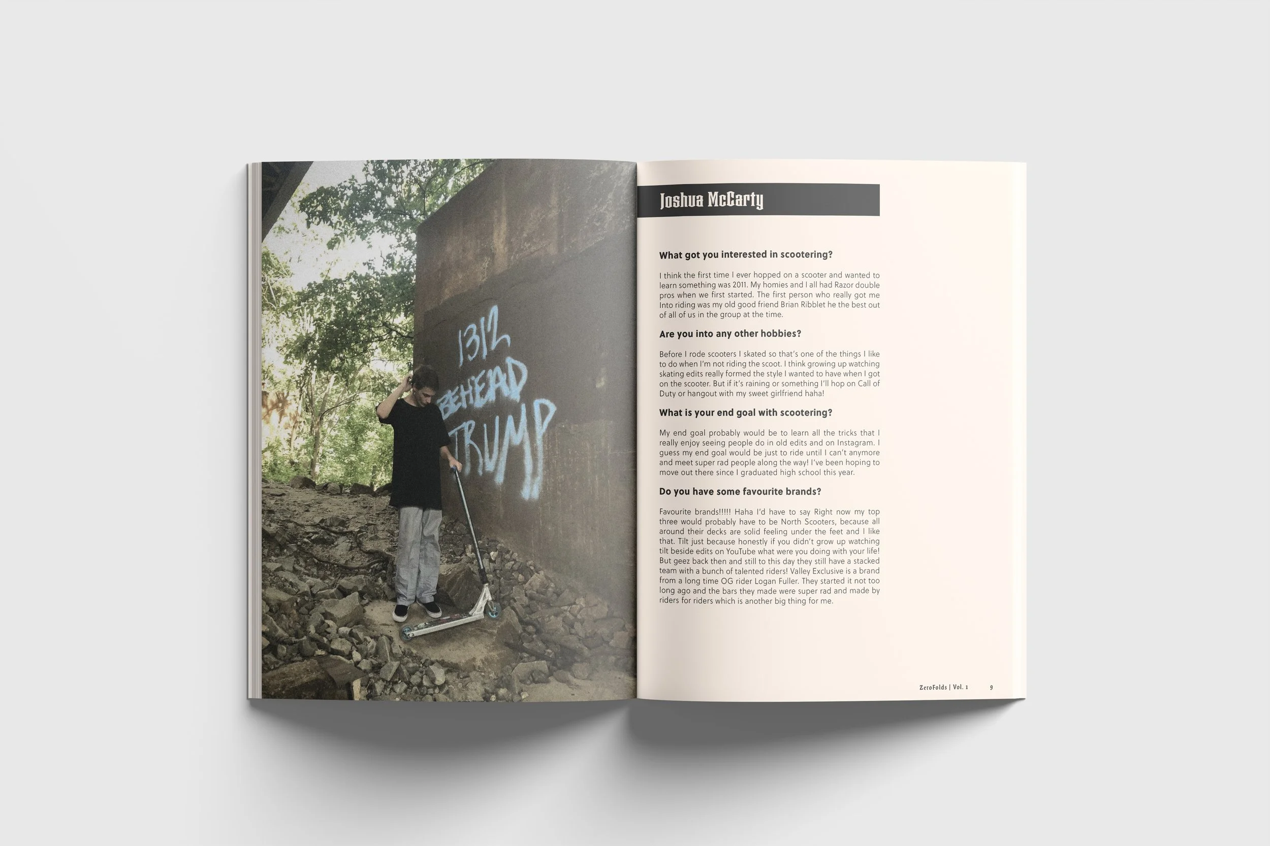 01 Free A4 A5 Magazine Mockup4.jpg