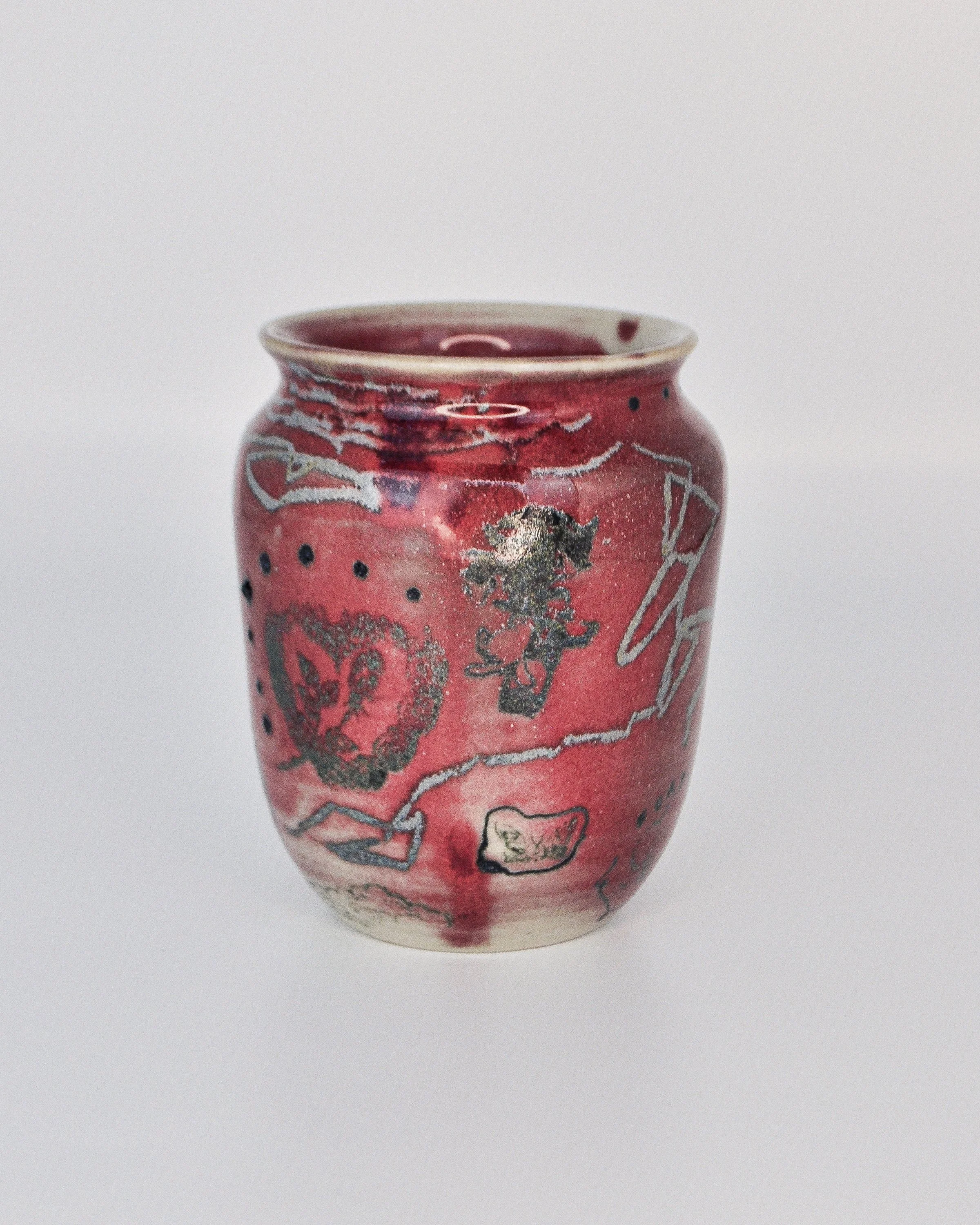 REDVASE-01.jpg
