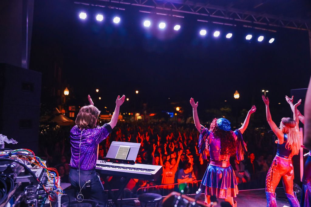 6.14.25 - Andersonville Midsommarfest, Chicago, IL (Tyler Core)