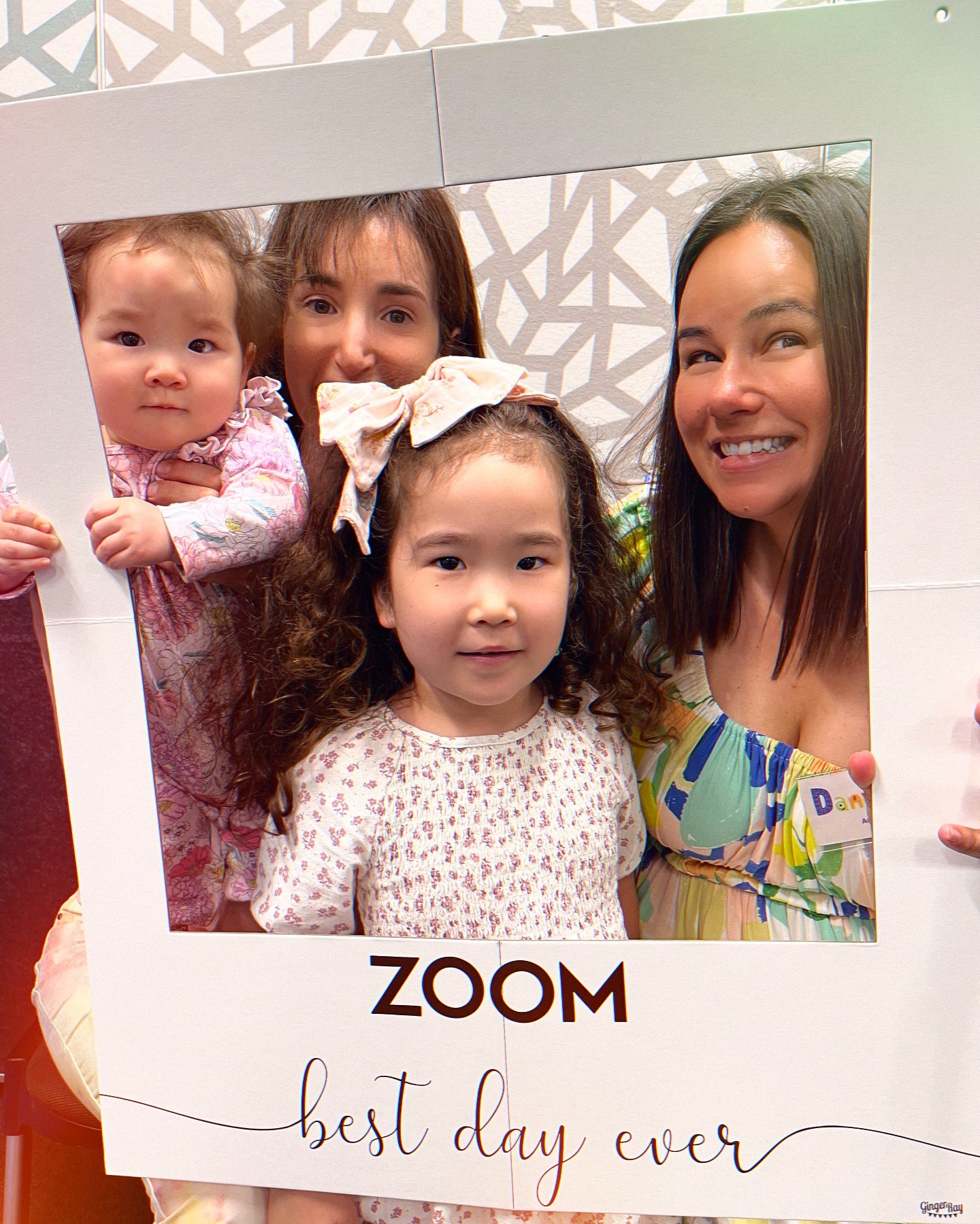 We went to @dannikapatterson library event for her new book &quot;Zoom&quot; today! A million things went wrong for me this morning including a baby that didn't nap, couldn't find a car park for aaaaaages etc etc.. 
.
But Zooming out, it was such an 