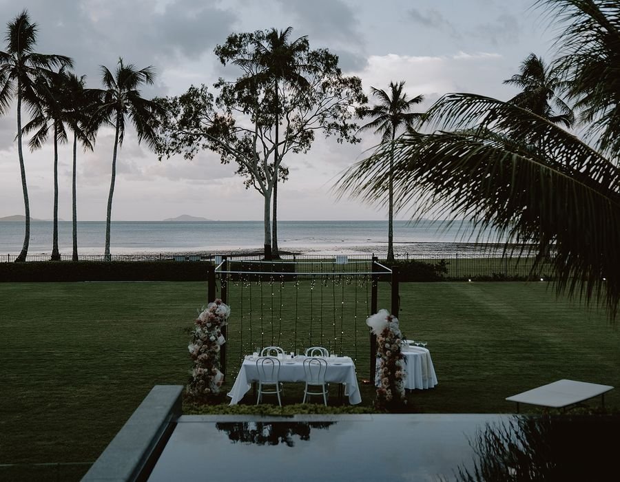 Outdoor wedding in the Whitsundays