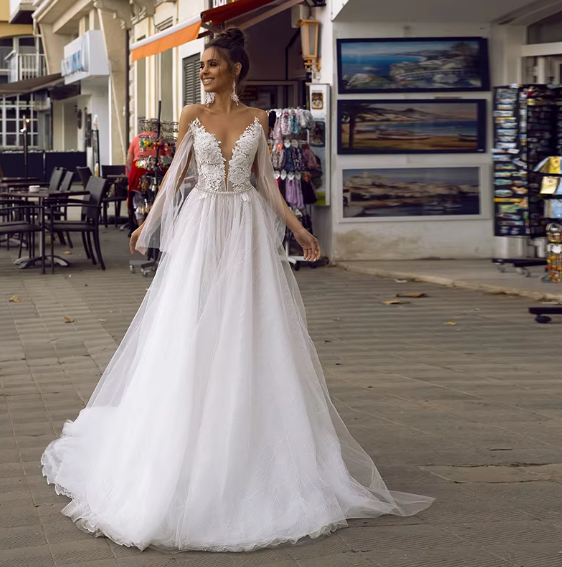 Straps, Neckline: V-Neck, Fabric: Lace, Fabric: Tulle
