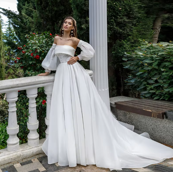 Sleeves, Neckline: Straight, Fabric: Minimalist