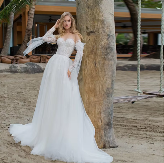 Sleeves, Neckline: Sweetheart, Corset Bodice, Fabric: Lace, Fabric: Tulle