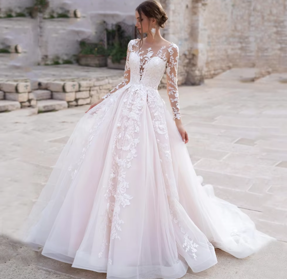 Sleeves, Neckline: illusion, Neckline: V-Neck, Neckline: Sweetheart, Fabric: Lace
