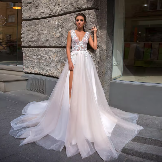 Straps, Neckline: V-Neck, Fabric: Lace, Fabric: Tulle, Leg Split