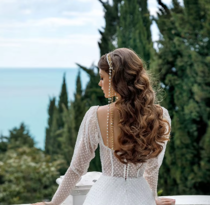 Sleeves, Fabric: Tulle