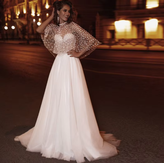 Neckline: Sweetheart, Fabric: Minimalist