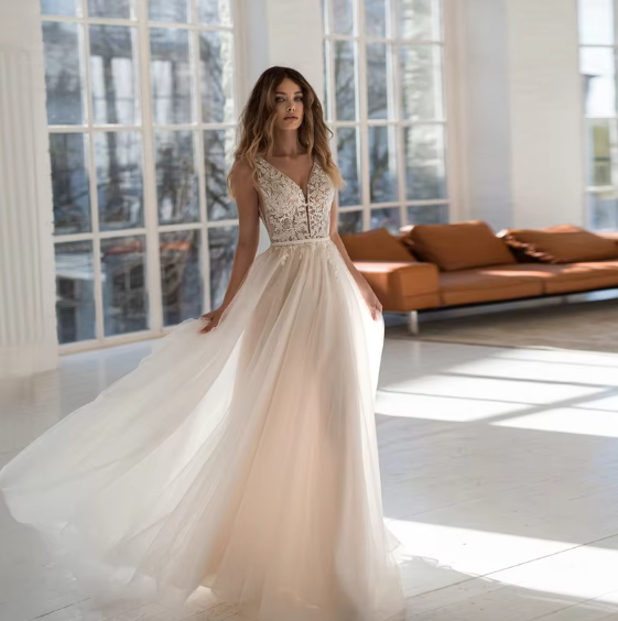 Straps, Neckline: V-Neck, Fabric: Lace, Fabric: Tulle