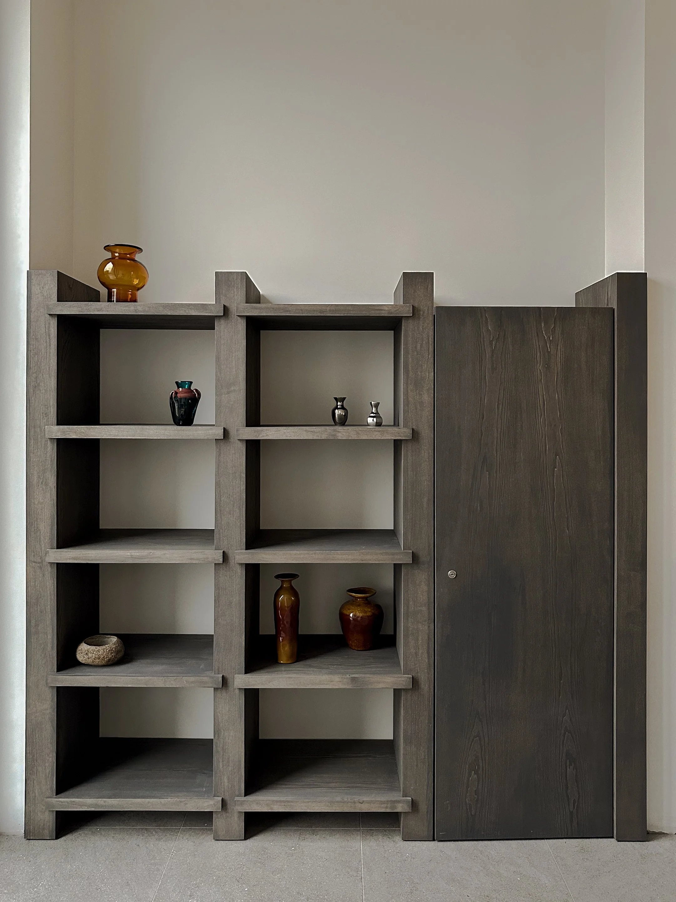 drewniany-regal-projekt-mebli-nowoczesnych-na wymiar.jpg