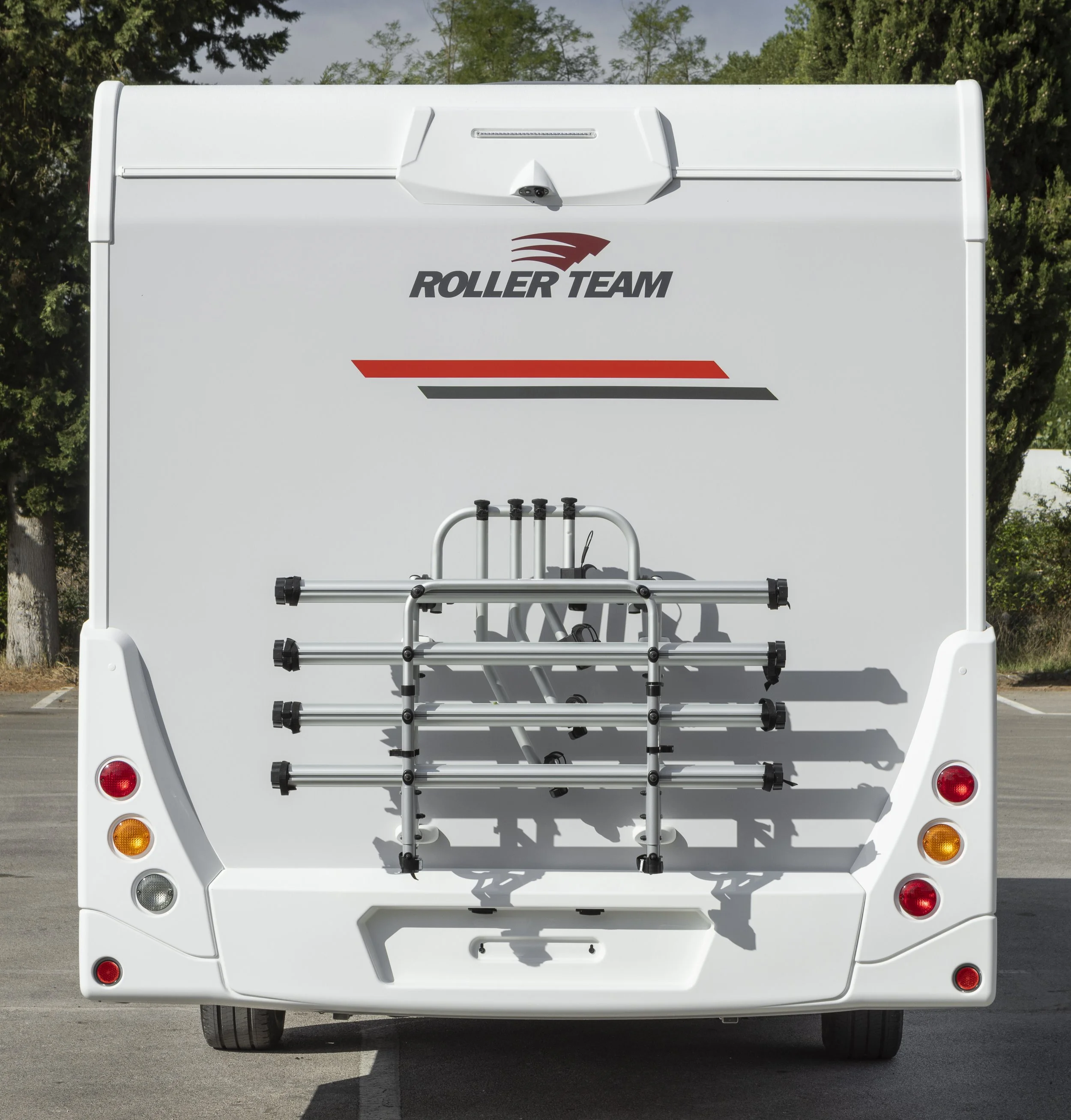 Zefiro 696- 007_79A2318 copy.jpg