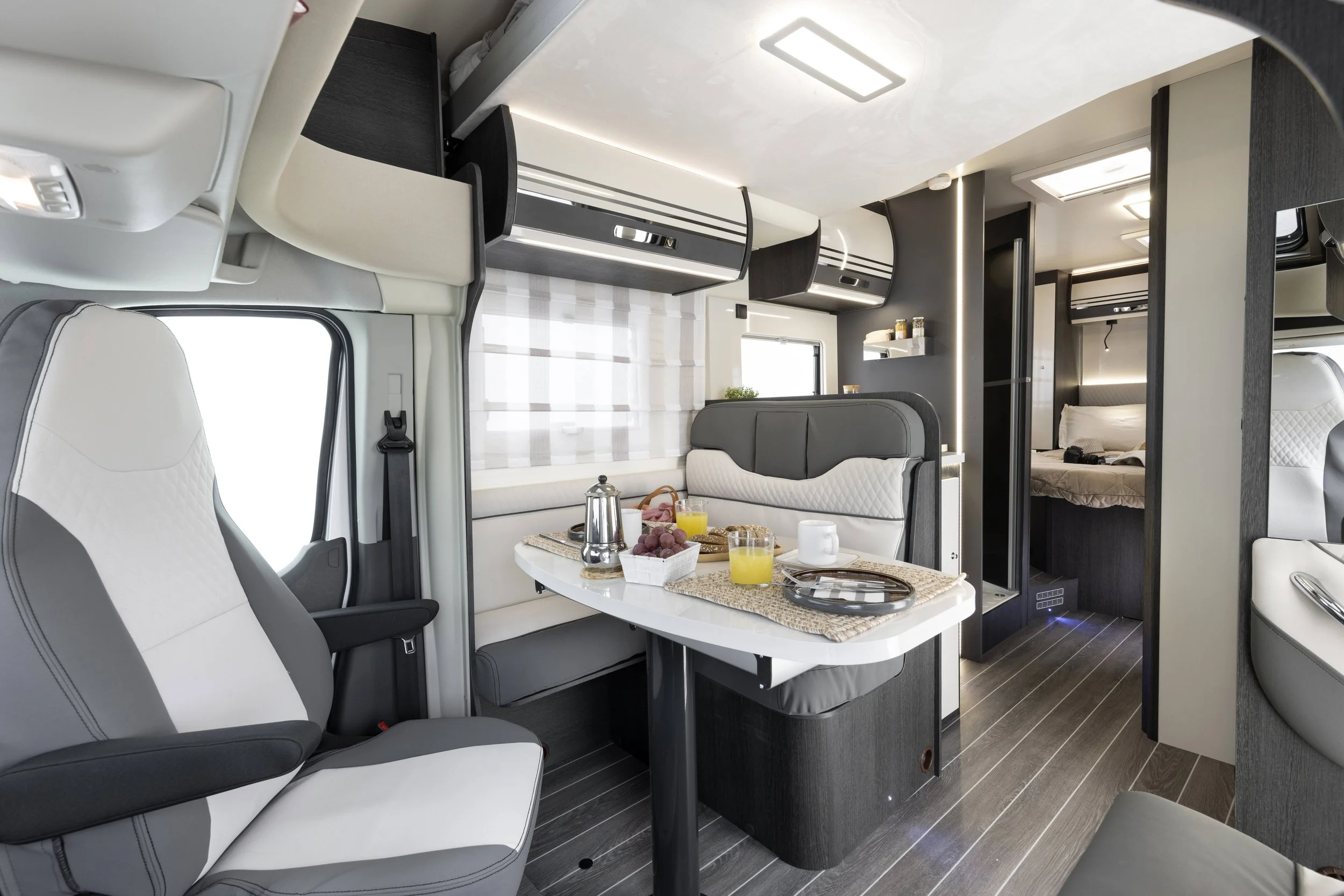 Zefiro 696- 013_79A2367 copy.jpg