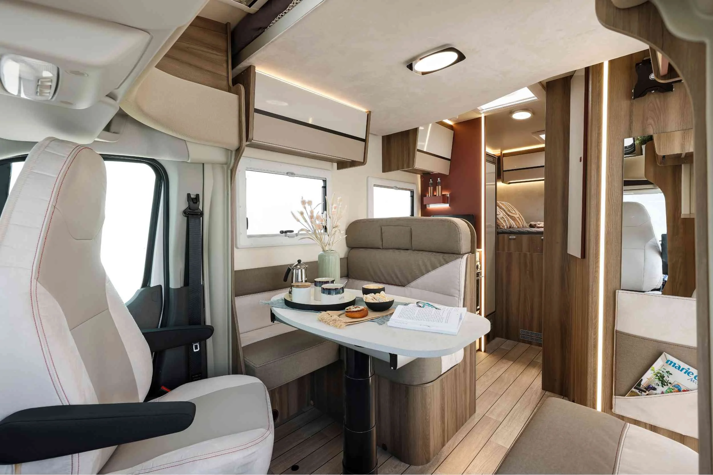 Kronos Compact 665 - 5945 Long Angled Interior.jpg