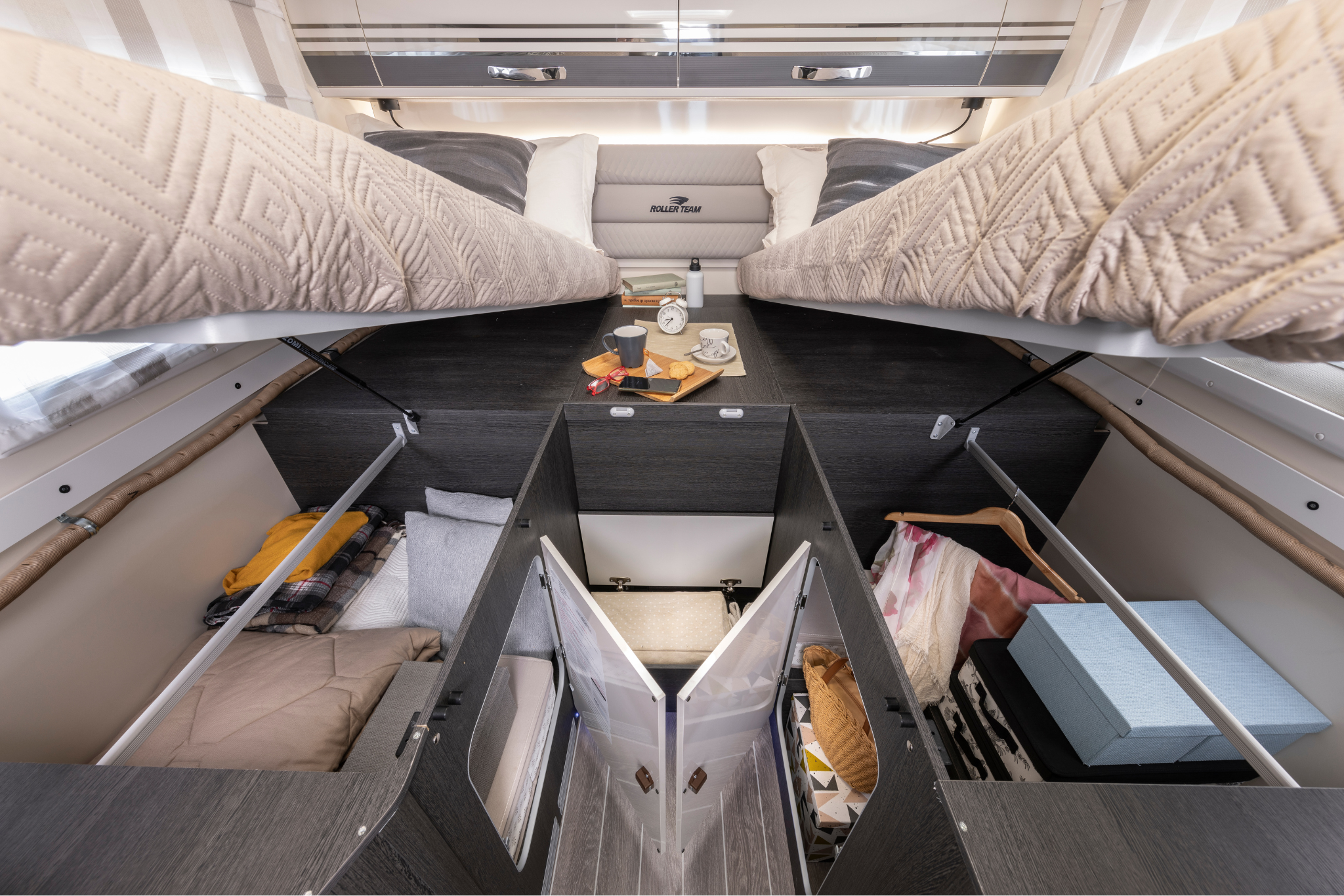 Jura Motorhome - Rollerteam Zefiro 685 - Internal 12.png