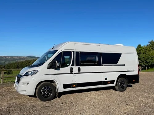 Freedom_Motorhomes_Iona_external.jpg