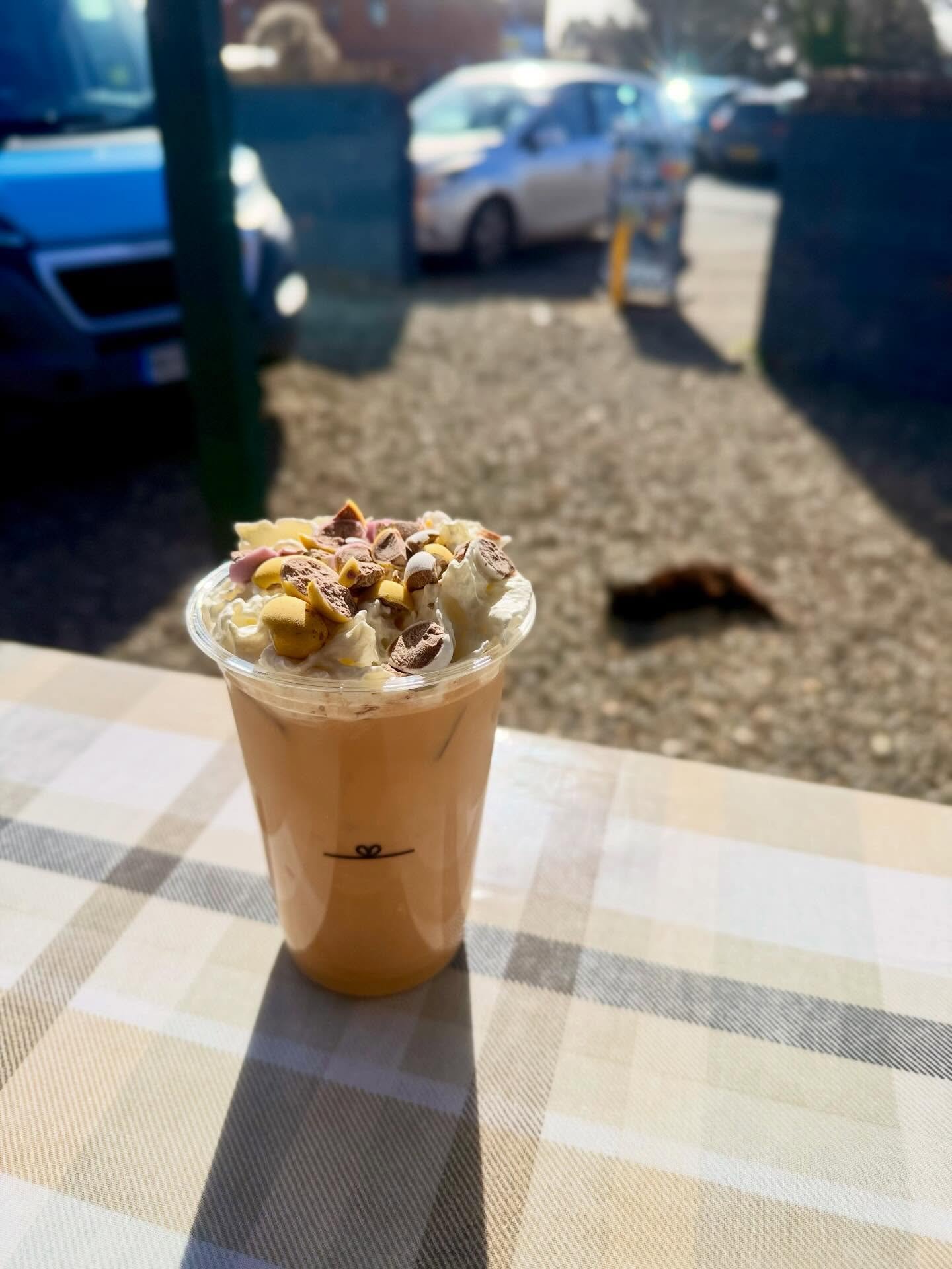 Easter is early this year so between now and the 4th of April come and enjoy iced mini egg lattes or matchas!! Or how about coming along to try a hot cross bun inspired hot chocolate - delicious🐰🌷💕

#minieggs #hotcrossbuns #easter