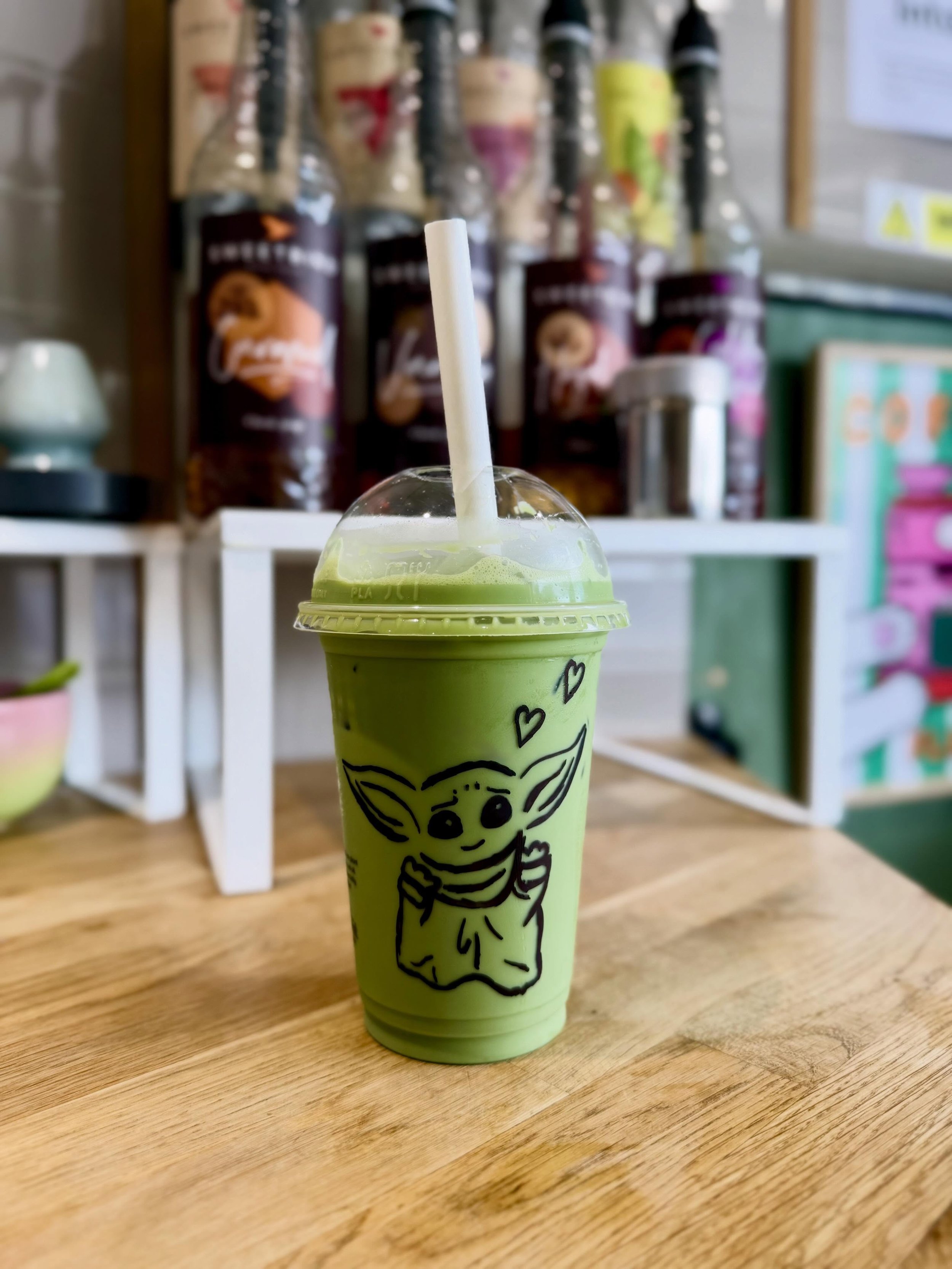 Any one else excited for Star Wars: The Mandalorian and Grogu💚 A very iconic Grogu matcha!! We are so excited we are spilling the drinks everywhere, oopss✨

#grogu #starwars #newfilm #mandalorians