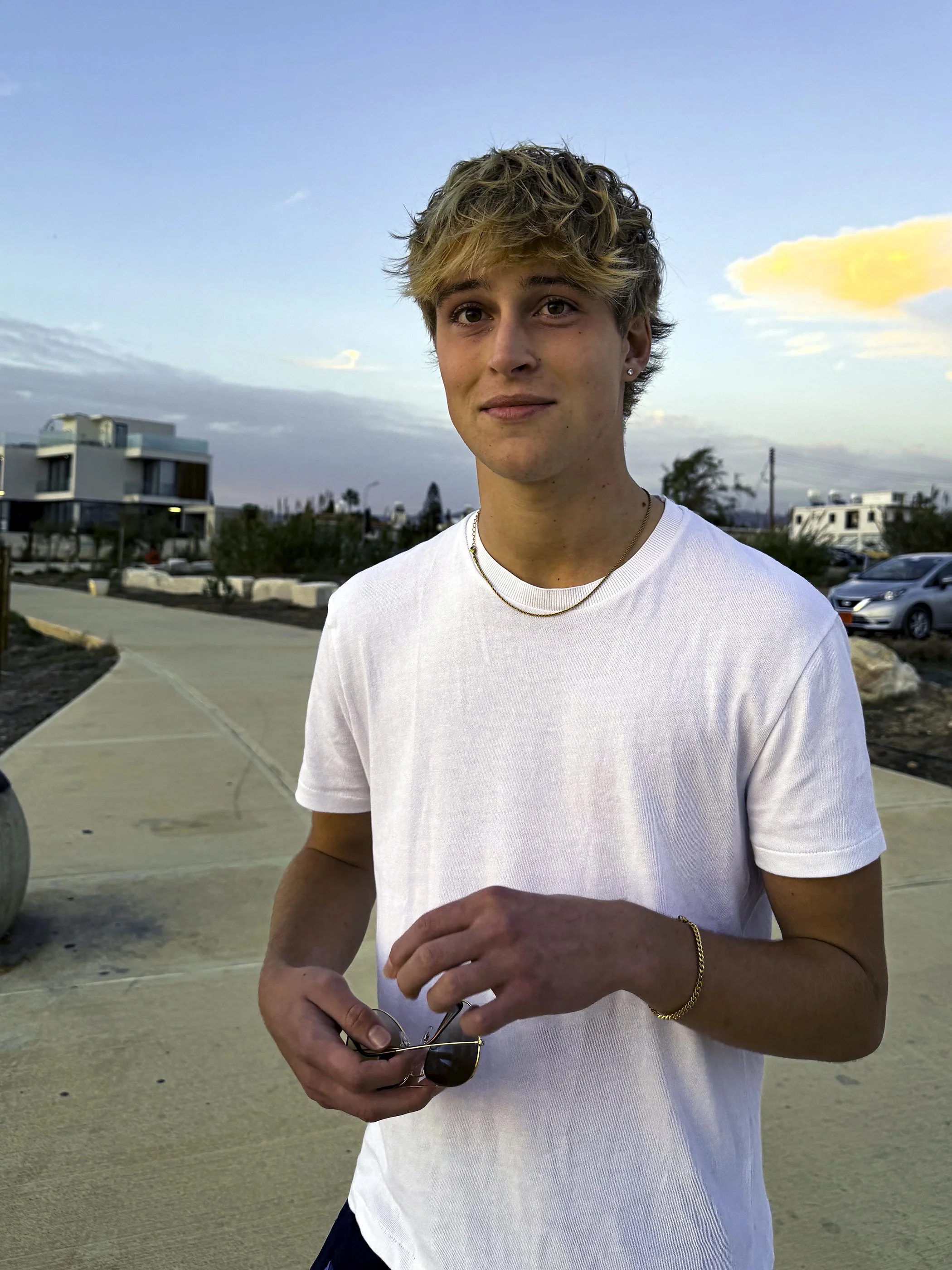 IMG_0105wis copy.jpg